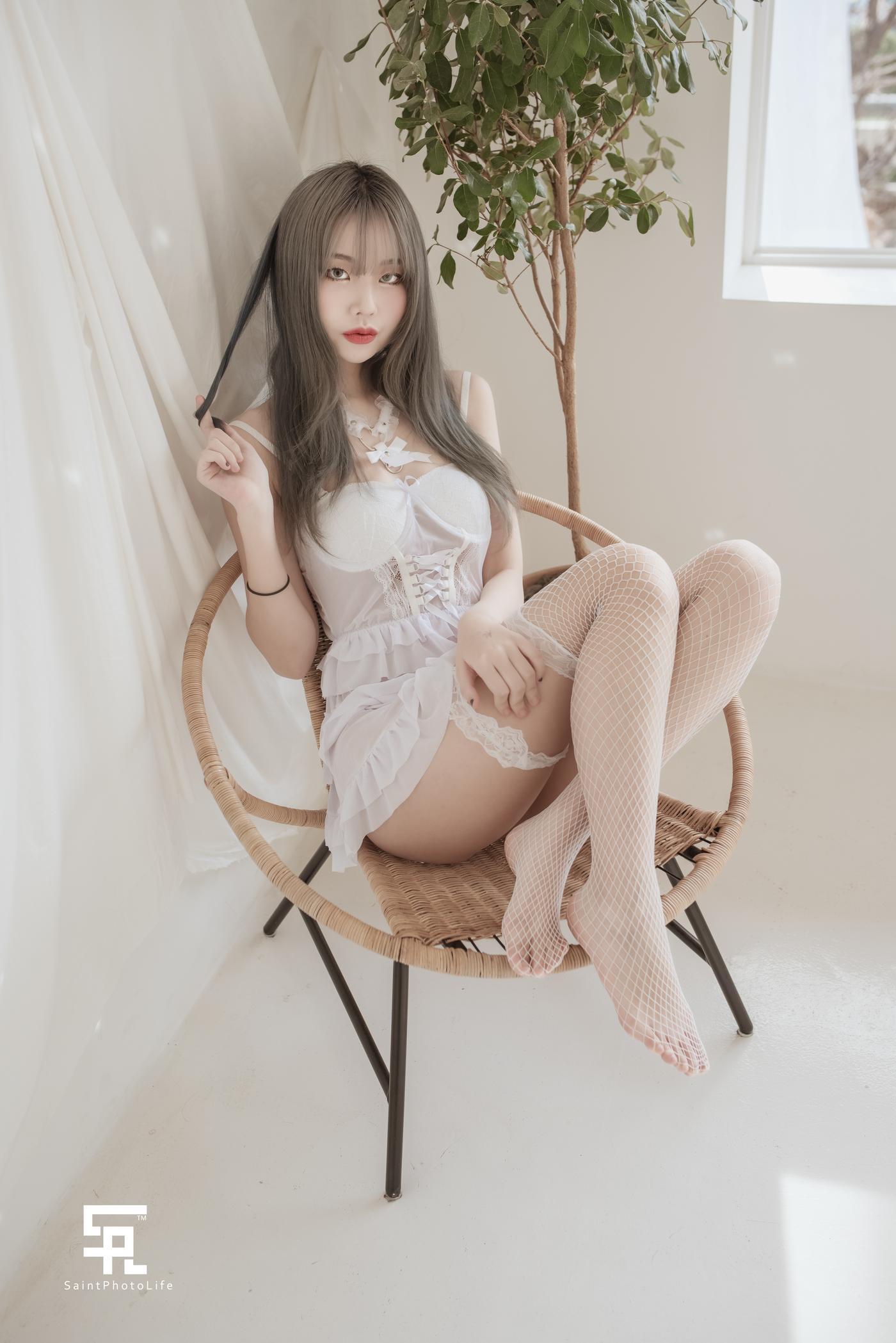 Yuna (윤아) - NO.01 [SAINT Photolife] Growing Up Vol.1 [39P] - 图屋屋